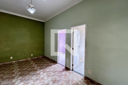 Sala de casa à venda com 2 quartos, 50m² em Piedade, Rio de Janeiro
