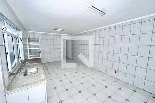 Casa para alugar com 4 quartos, 300m² em Lauzane Paulista, São Paulo