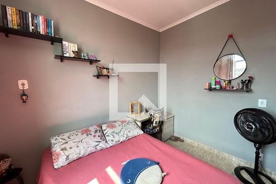 Quarto 1 de apartamento para alugar com 3 quartos, 90m² em Bento Ribeiro, Rio de Janeiro