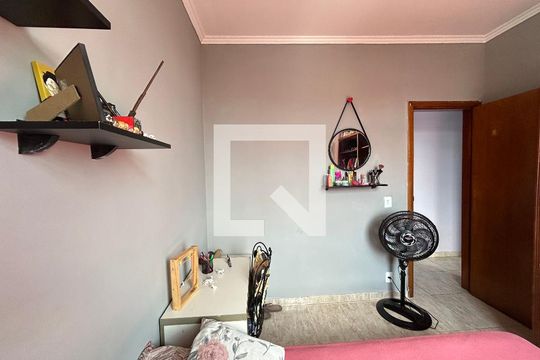 Quarto 1 de apartamento para alugar com 3 quartos, 90m² em Bento Ribeiro, Rio de Janeiro