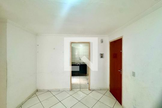 Sala de apartamento para alugar com 2 quartos, 55m² em Jardim São Luis, Guarulhos