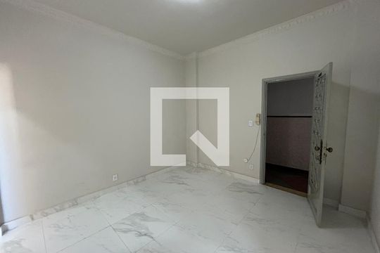 Apartamento para alugar com 1 quarto, 52m² em Madureira, Rio de Janeiro