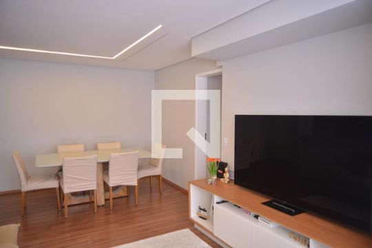 Sala de apartamento à venda com 3 quartos, 90m² em Vila Gilda, Santo André