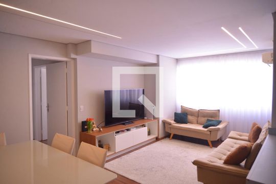 Sala de apartamento à venda com 3 quartos, 90m² em Vila Gilda, Santo André
