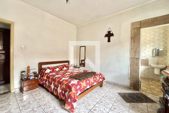 Suite de casa à venda com 4 quartos, 600m² em Jardim Oriental, São Paulo