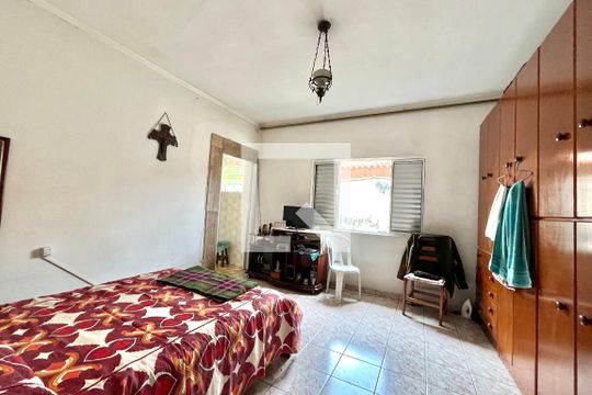 Suite de casa à venda com 4 quartos, 600m² em Jardim Oriental, São Paulo