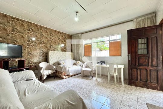 Sala de casa à venda com 4 quartos, 600m² em Jardim Oriental, São Paulo