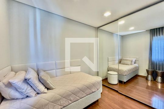 Quarto de apartamento à venda com 4 quartos, 276m² em Funcionários, Belo Horizonte