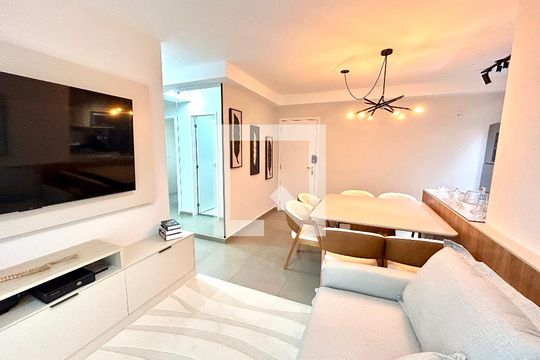 Sala de apartamento à venda com 2 quartos, 69m² em Vila Rosalia, Guarulhos