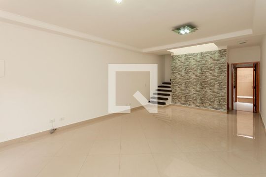 Sala de casa à venda com 3 quartos, 125m² em Pedreira, São Paulo
