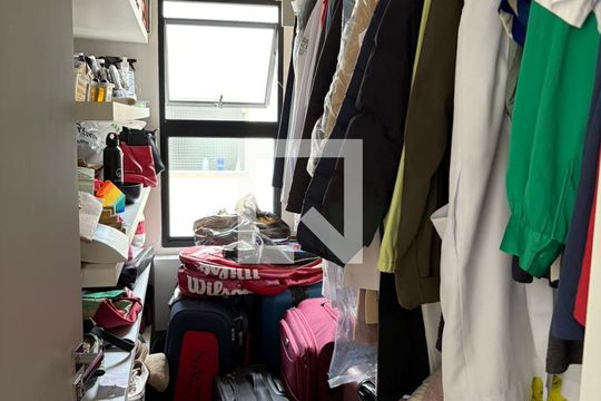 Closet de casa à venda com 3 quartos, 220m² em Anchieta, São Bernardo do Campo