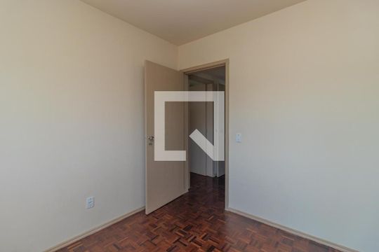 Quarto 1 de apartamento para alugar com 2 quartos, 78m² em Menino Deus, Porto Alegre