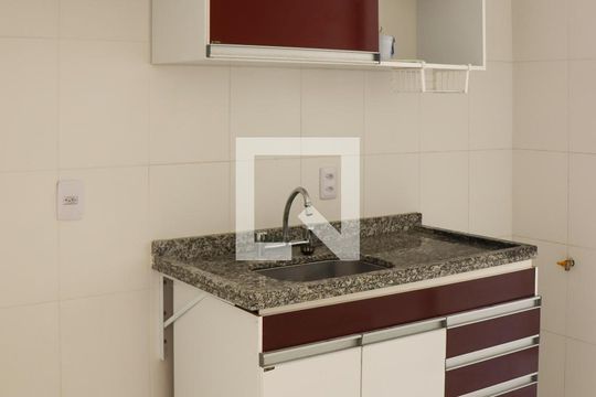 Apartamento para alugar com 2 quartos, 50m² em Santa Terezinha, Santo André