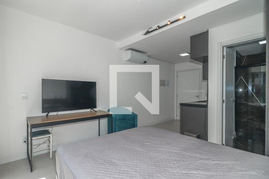 Sala / Quarto / Cozinha de apartamento para alugar com 1 quarto, 34m² em Independência, Porto Alegre