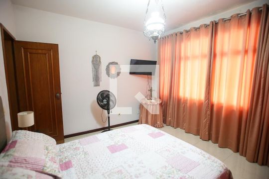 Quarto Suíte 1 de casa à venda com 4 quartos, 188m² em Taquara, Rio de Janeiro