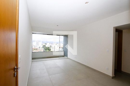 Sala de apartamento à venda com 3 quartos, 86m² em Padre Eustáquio, Belo Horizonte
