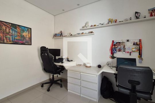 Quarto  de casa à venda com 2 quartos, 179m² em Campestre, Santo André