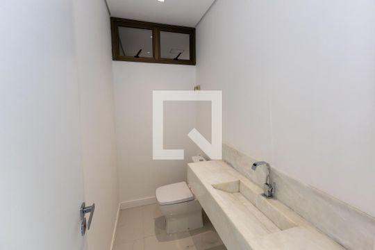 Lavabo da Sala de casa de condomínio à venda com 4 quartos, 455m² em Quintas do Sol, Nova Lima