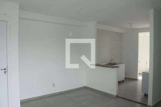 Apartamento para alugar com 2 quartos, 52m² em Jardim de Lourdes, Embu das Artes