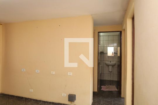 Sala de apartamento para alugar com 2 quartos, 60m² em Guaianases, São Paulo