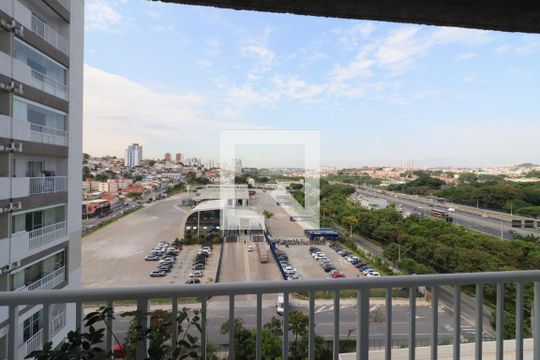 Sala de apartamento à venda com 2 quartos, 46m² em Quitaúna, Osasco