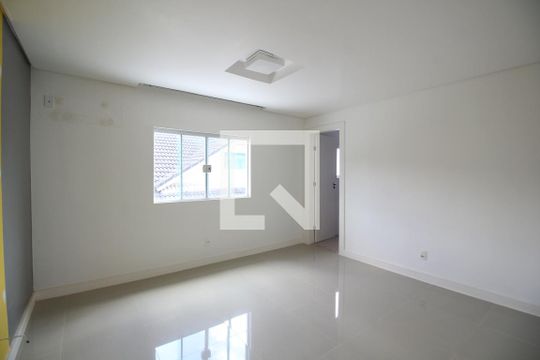 Quarto 2 de casa de condomínio para alugar com 4 quartos, 329m² em Jacarepaguá, Rio de Janeiro