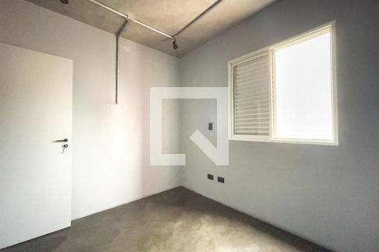 Quarto 2 de apartamento para alugar com 2 quartos, 50m² em Centro, Osasco