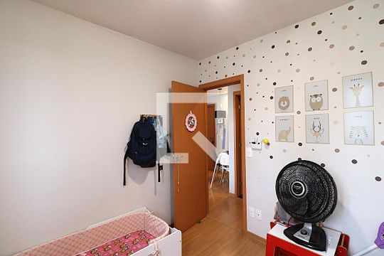 Quarto de apartamento à venda com 2 quartos, 48m² em Santa Fe, Porto Alegre