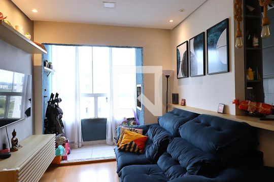 Sala de apartamento à venda com 2 quartos, 48m² em Santa Fe, Porto Alegre