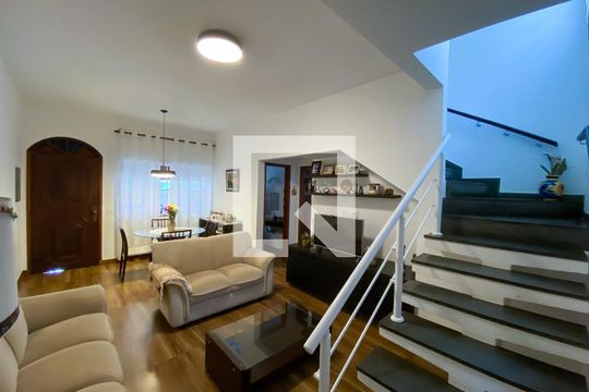 Sala de casa à venda com 4 quartos, 220m² em Jardim Guadalupe, Osasco