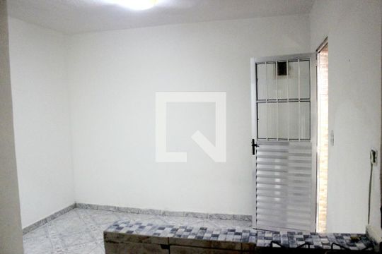 Sala  de casa para alugar com 2 quartos, 54m² em Parque Santo Antonio, Guarulhos