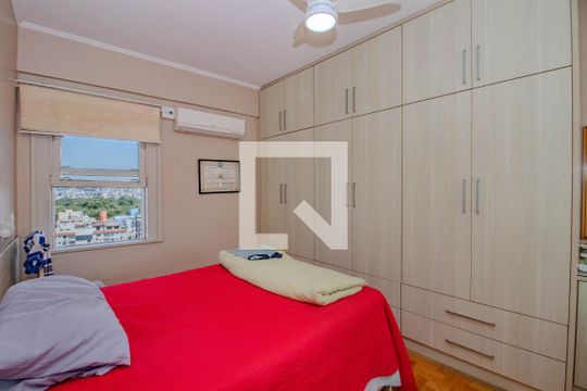 Quarto 2 de apartamento para alugar com 3 quartos, 160m² em Floresta, Porto Alegre