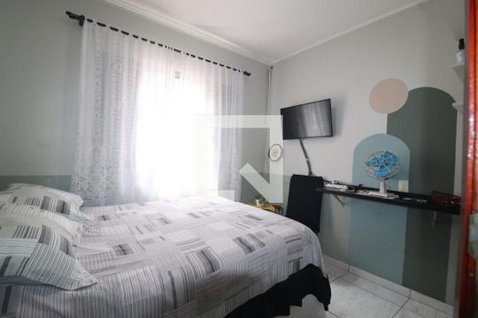 Quarto 2 de casa à venda com 2 quartos, 111m² em Casa Branca, Santo André