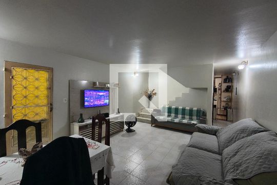 Casa para alugar com 5 quartos, 240m² em Curicica, Rio de Janeiro