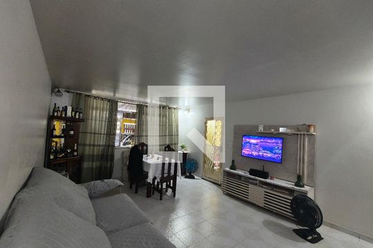 Casa para alugar com 5 quartos, 240m² em Curicica, Rio de Janeiro