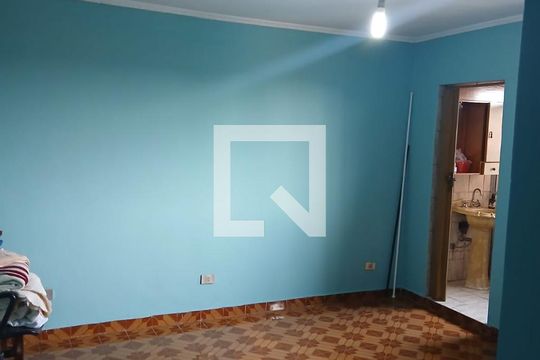 Suíte de casa à venda com 6 quartos, 200m² em Jardim Guapira, São Paulo