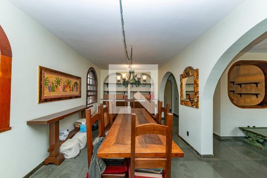 Sala 3 de casa à venda com 4 quartos, 500m² em Santa Lúcia, Belo Horizonte