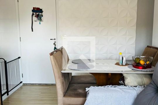 Sala de apartamento à venda com 2 quartos, 40m² em Jardim Taboão, São Paulo