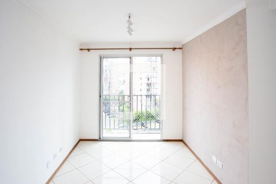 Sala de apartamento para alugar com 2 quartos, 53m² em Vila Santa Luzia, Diadema