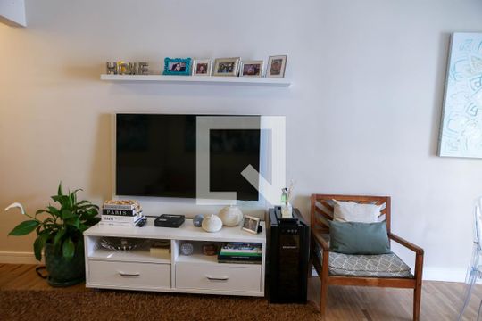 Sala de apartamento à venda com 3 quartos, 81m² em Cidade São Francisco, São Paulo