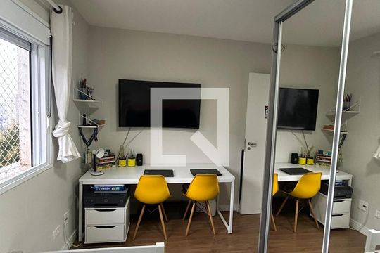 Quarto 2 de apartamento para alugar com 3 quartos, 72m² em Vila Castelo, São Paulo