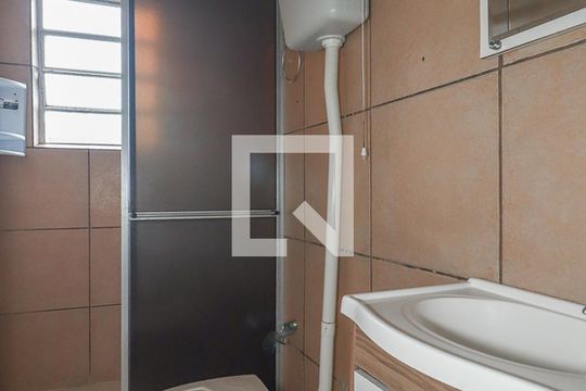 Banheiro Apartamento 1 de casa à venda com 4 quartos, 200m² em Rubem Berta, Porto Alegre