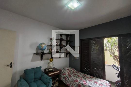 Quarto 1 de casa de condomínio para alugar com 4 quartos, 180m² em Taquara, Rio de Janeiro
