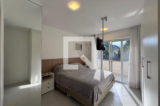 Suíte 1 de casa de condomínio à venda com 4 quartos, 282m² em Vargem Pequena, Rio de Janeiro
