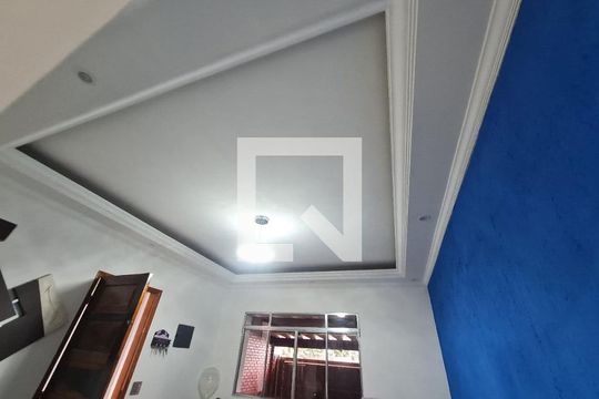 Casa à venda com 2 quartos, 190m² em Bela Vista, Osasco
