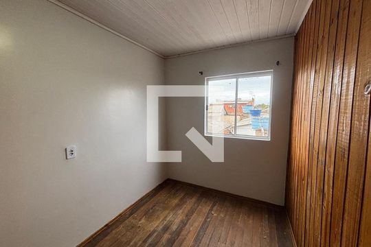 Casa à venda com 2 quartos, 80m² em Santos Dumont, São Leopoldo