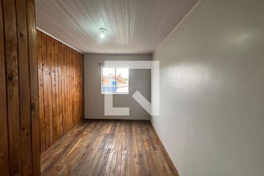 Casa à venda com 2 quartos, 80m² em Santos Dumont, São Leopoldo