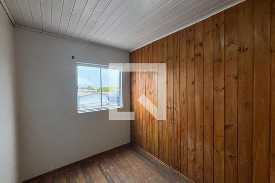Casa à venda com 2 quartos, 80m² em Santos Dumont, São Leopoldo