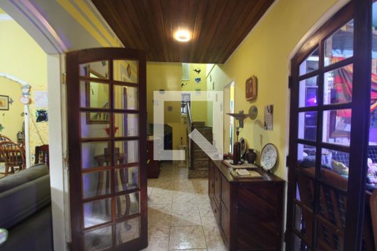 Sala 3 - Corredor de casa de condomínio para alugar com 6 quartos, 450m² em Taquara, Rio de Janeiro
