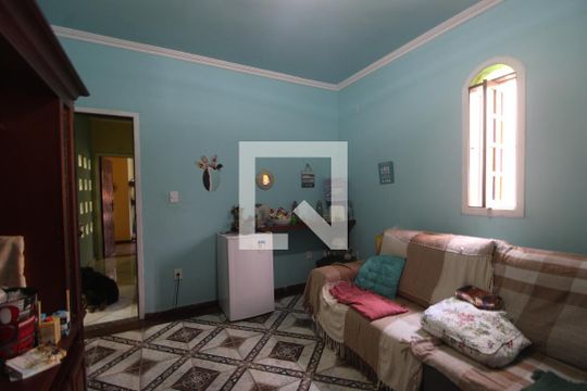 Sala 4 de casa de condomínio para alugar com 6 quartos, 450m² em Taquara, Rio de Janeiro